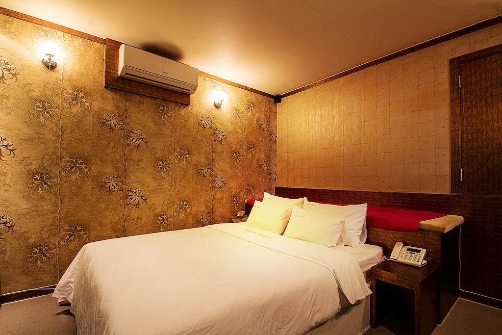 Max Hotel Daejeon Værelse billede